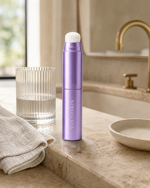 Su Misura Foundation Stick im Badezimmer